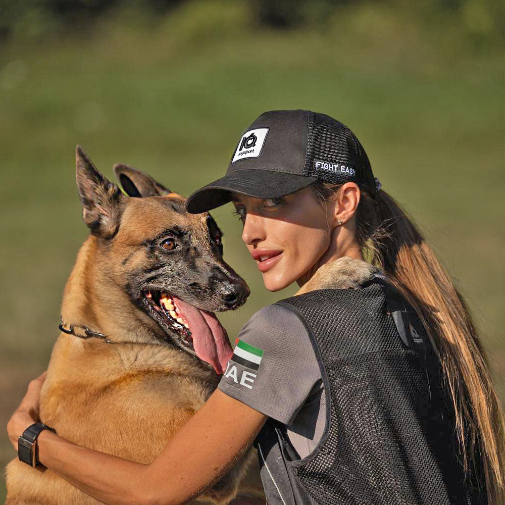 IQ Mesh Cap Black/White – Dog Sports & Training