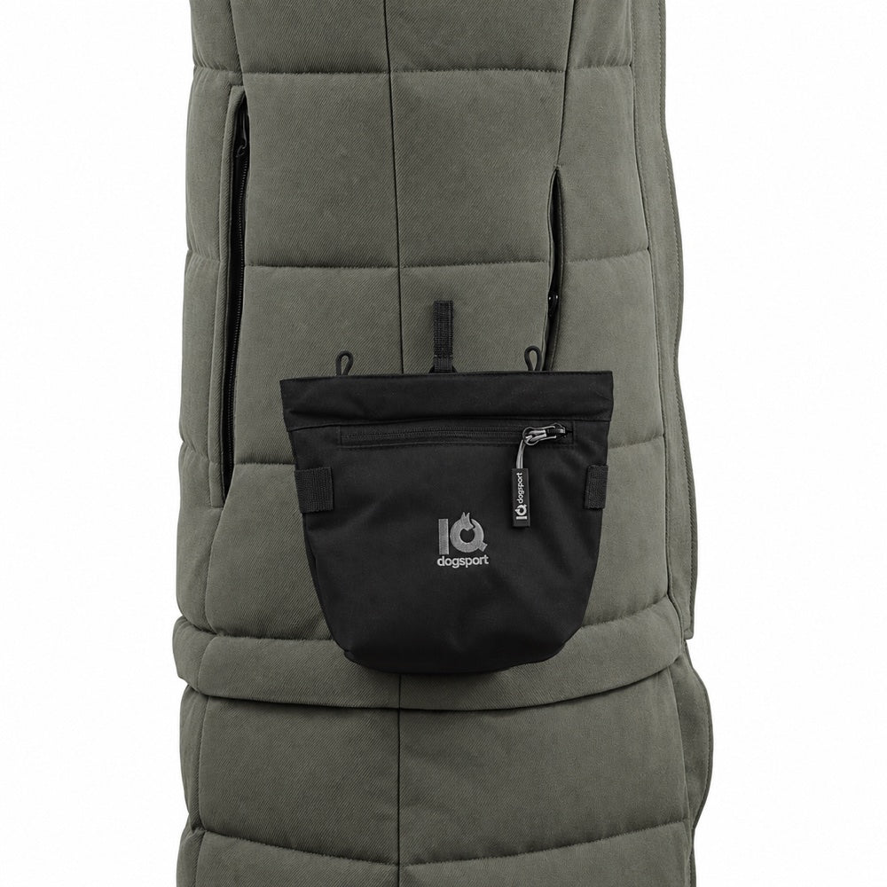 Accessory: IQ MagDock treat pouch on the winter coat for quick rewards in dog training